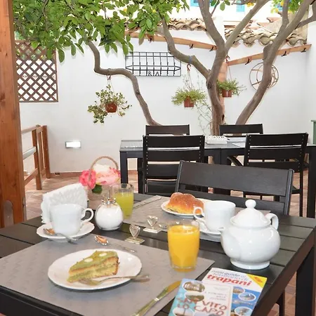 Donna Nina Bed & Breakfast *