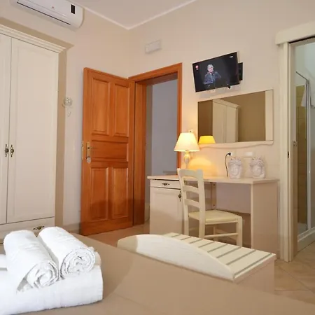 Donna Nina Bed & Breakfast